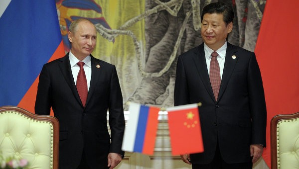 Russia, China sign several co-operation agreements - ảnh 1